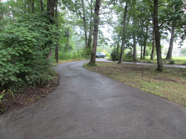 1619 West Creston Road Crossville, TN 38571 - Photo 4 of 21 4 Drive