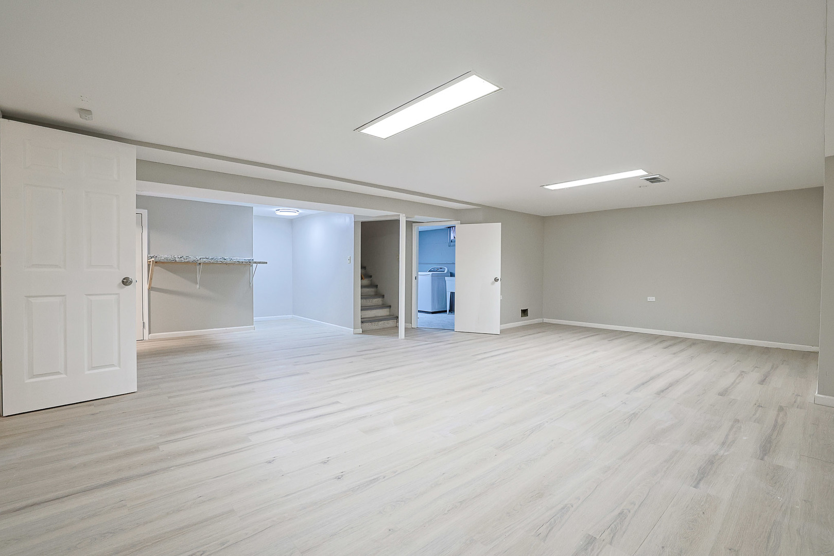 2 North Wisconsin Avenue Addison, IL 60101 - Photo 17 of 27