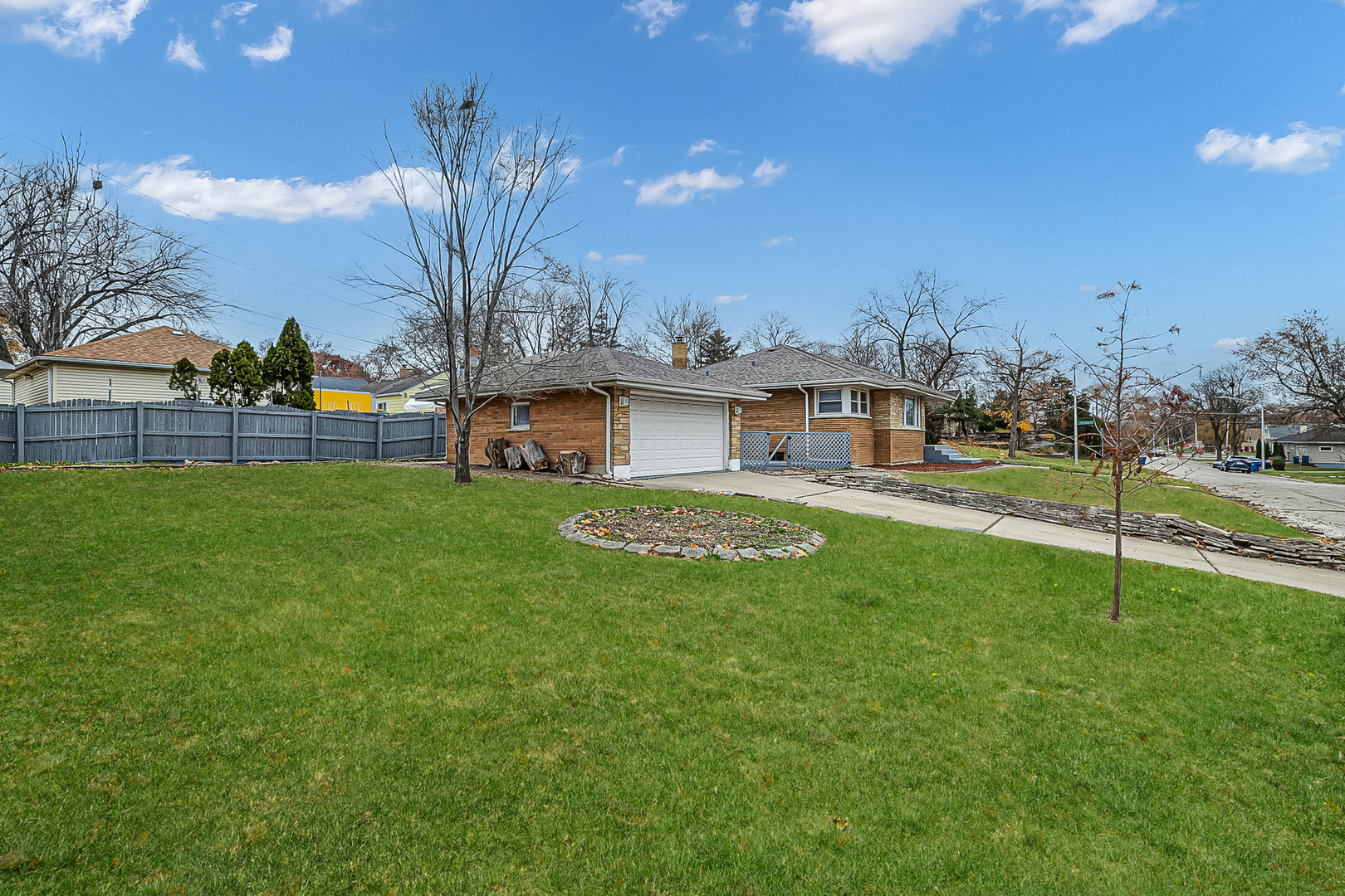 2 North Wisconsin Avenue Addison, IL 60101 - Photo 23 of 27