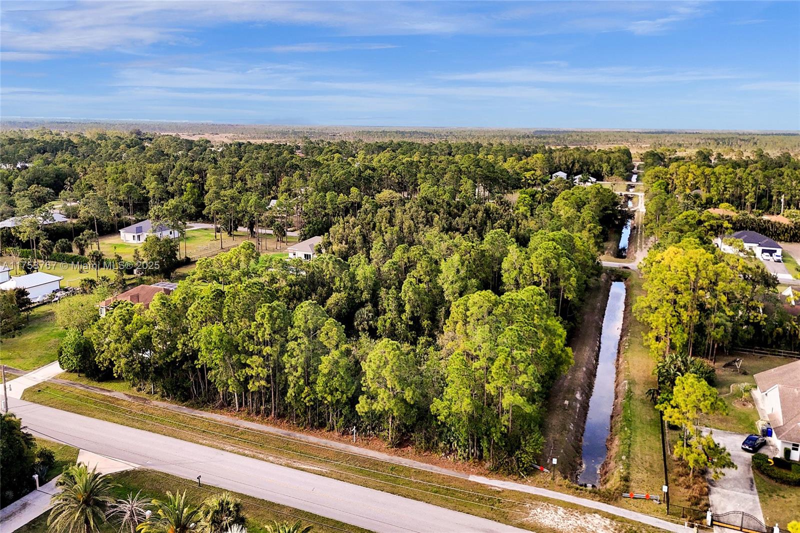 17277 Hamlin Boulevard Loxahatchee, FL 33470 - Photo 2 of 16