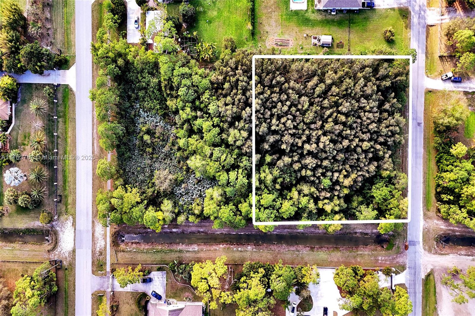 17277 Hamlin Boulevard Loxahatchee, FL 33470 - Photo 10 of 16