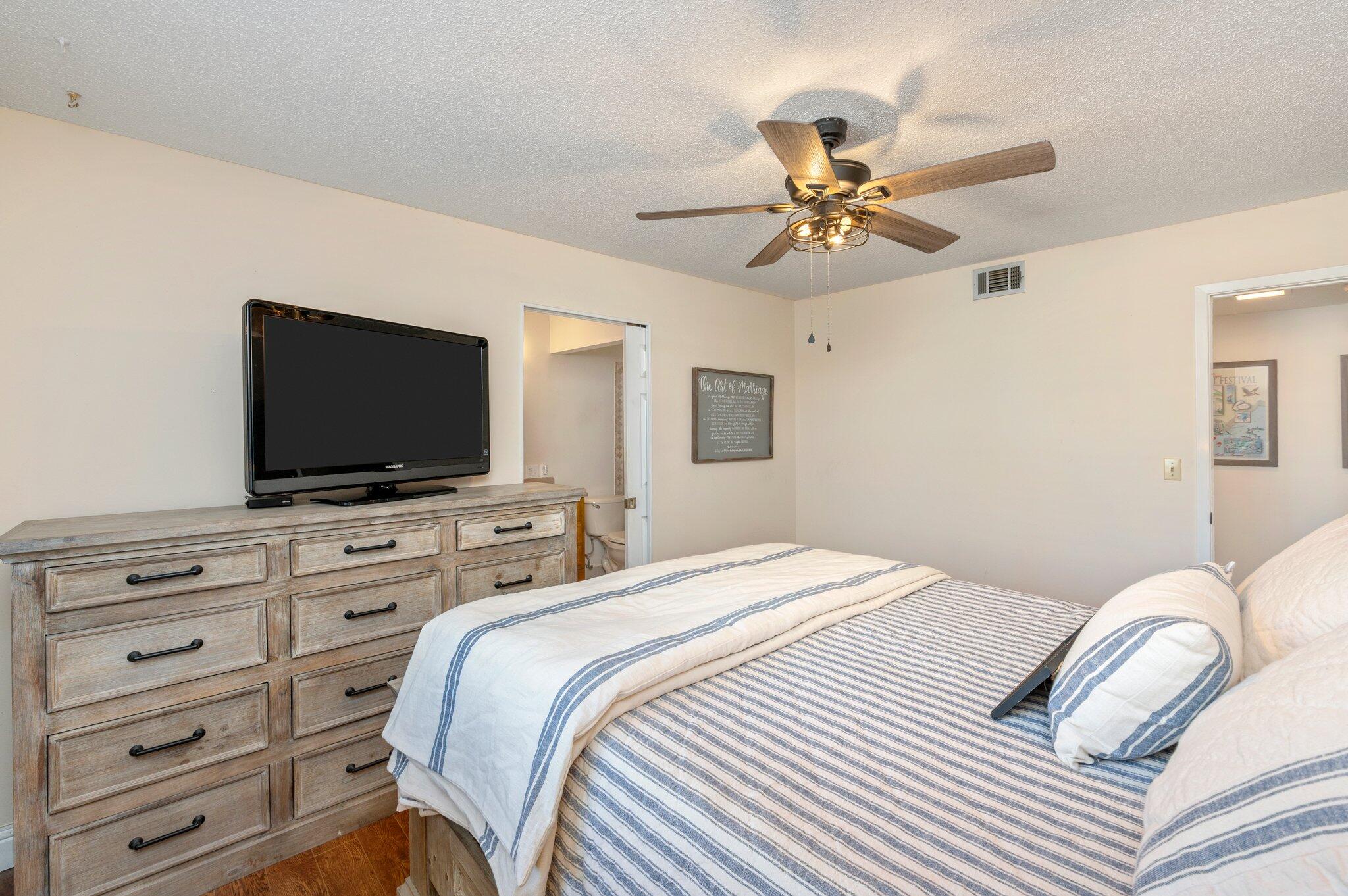 6 Cedar Ridge Way Niceville, FL 32578 - Photo 16 of 34 16-web-or-mls-6 Cedar Ridge Way-14