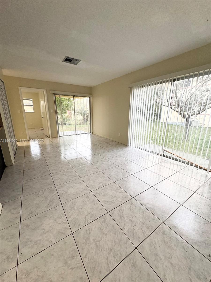 813 Southwest 10th Street, Unit B Hallandale Beach, FL 33009 - Photo 2 of 7