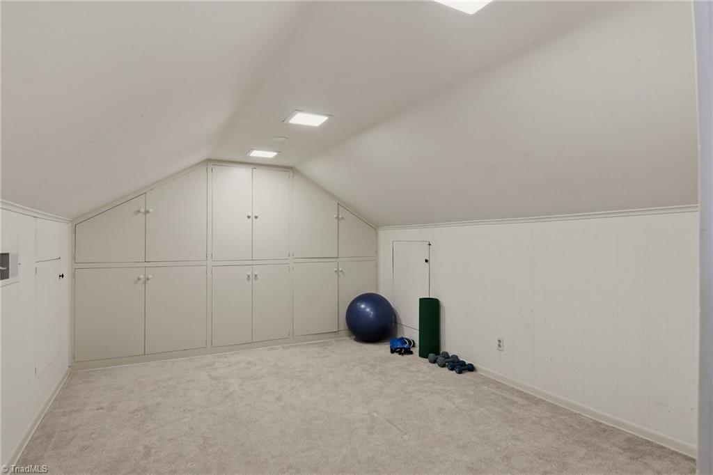 3105 St Regis Road Greensboro, NC 27408 - Photo 24 of 38