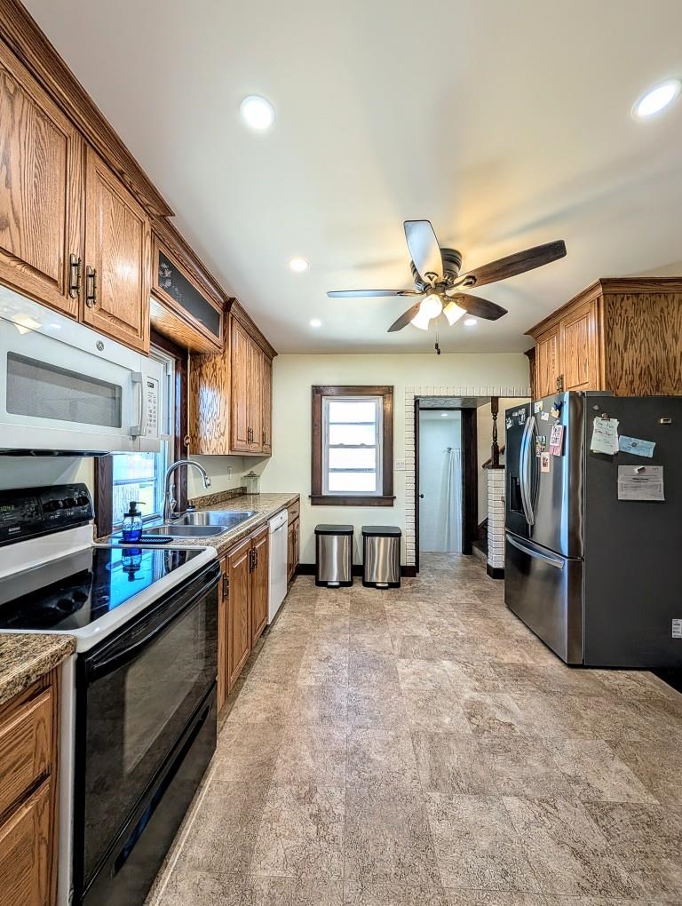 1415 North Bennett Street Appleton, WI 54914 - Photo 9 of 30