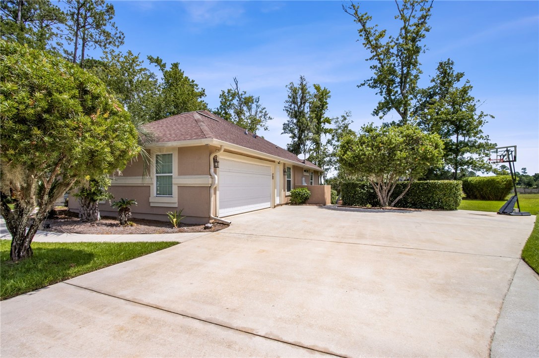 151 Laurel Marsh Way Kingsland, GA 31548 - Photo 4 of 95