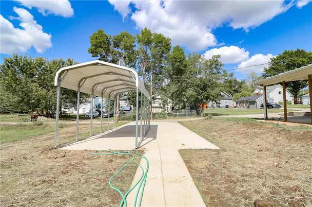 $226,900 | 325 West Market Street, Warrensburg, MO 64093