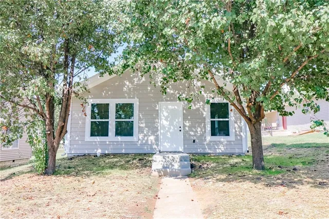 $226,900 | 325 West Market Street, Warrensburg, MO 64093