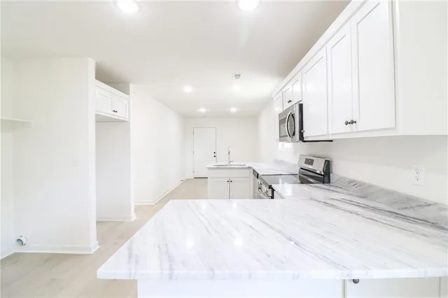 $226,900 | 325 West Market Street, Warrensburg, MO 64093