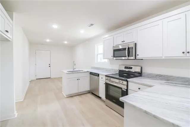 $226,900 | 325 West Market Street, Warrensburg, MO 64093