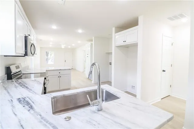 $226,900 | 325 West Market Street, Warrensburg, MO 64093