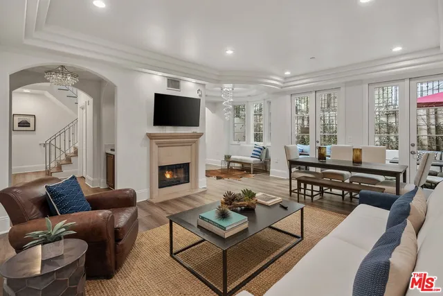 $1,379,000 | 1311 Centinela Avenue, Unit 3, Santa Monica, CA 90404