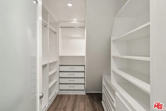 $1,379,000 | 1311 Centinela Avenue, Unit 3, Santa Monica, CA 90404