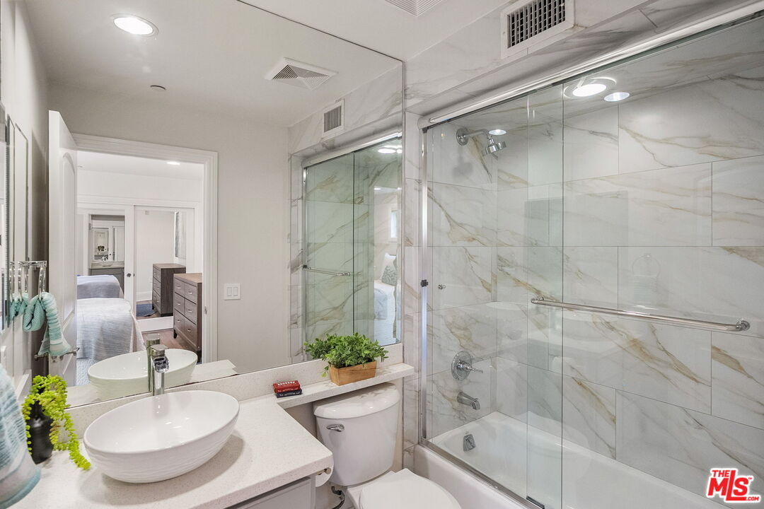 1311 Centinela Avenue, Unit 3 Santa Monica, CA 90404 - Photo 14 of 19