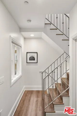 $1,379,000 | 1311 Centinela Avenue, Unit 3, Santa Monica, CA 90404