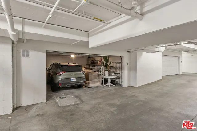 $1,379,000 | 1311 Centinela Avenue, Unit 3, Santa Monica, CA 90404