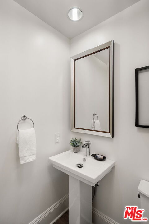 1311 Centinela Avenue, Unit 3 Santa Monica, CA 90404 - Photo 7 of 19