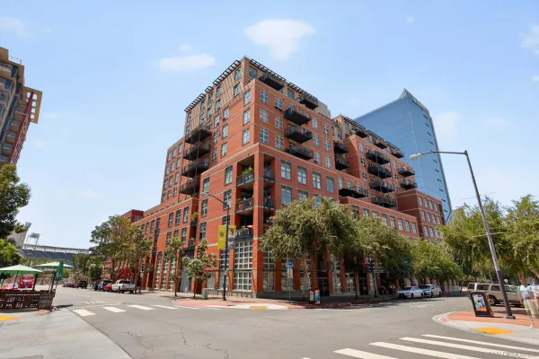 $3,500 | 877 Island Avenue, Unit 218, San Diego, CA 92101