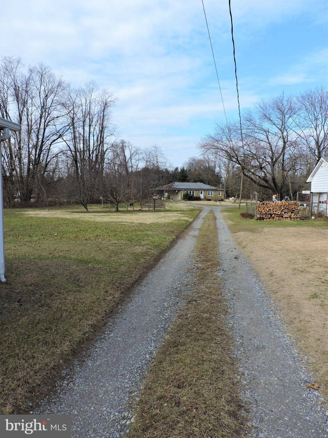 18 Hogback Road Trenton, NJ 08620 - Photo 2 of 50