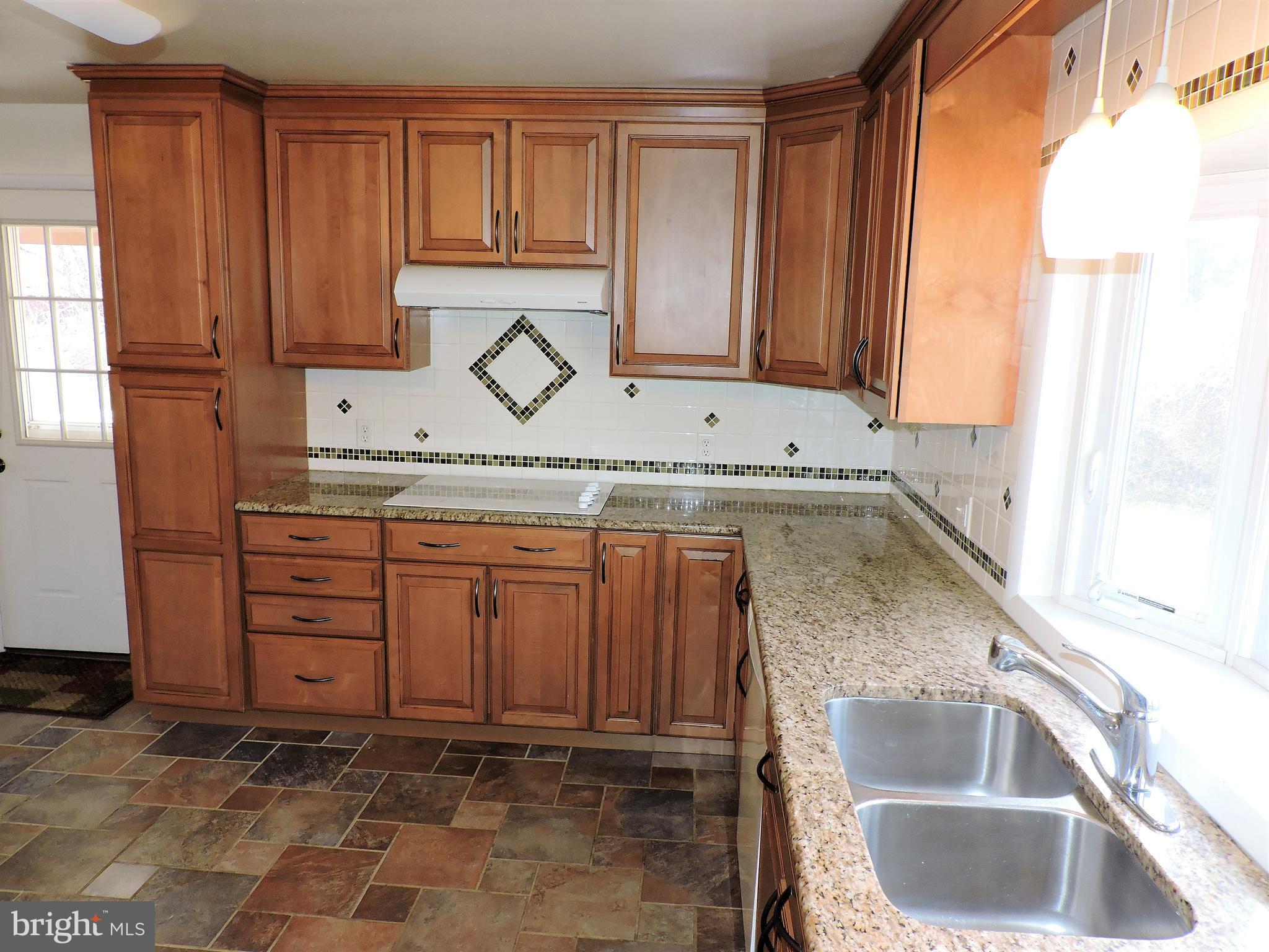 18 Hogback Road Trenton, NJ 08620 - Photo 16 of 50