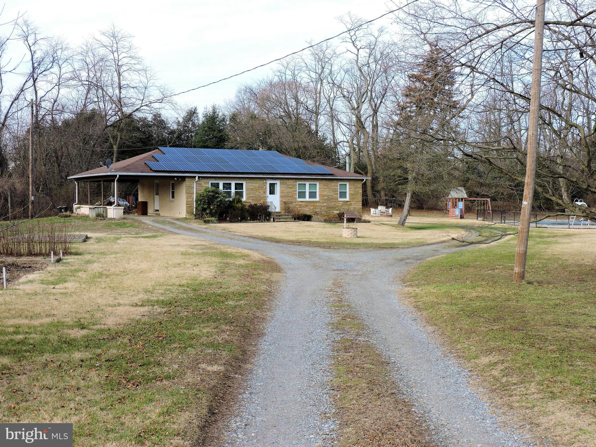 18 Hogback Road Trenton, NJ 08620 - Photo 3 of 50