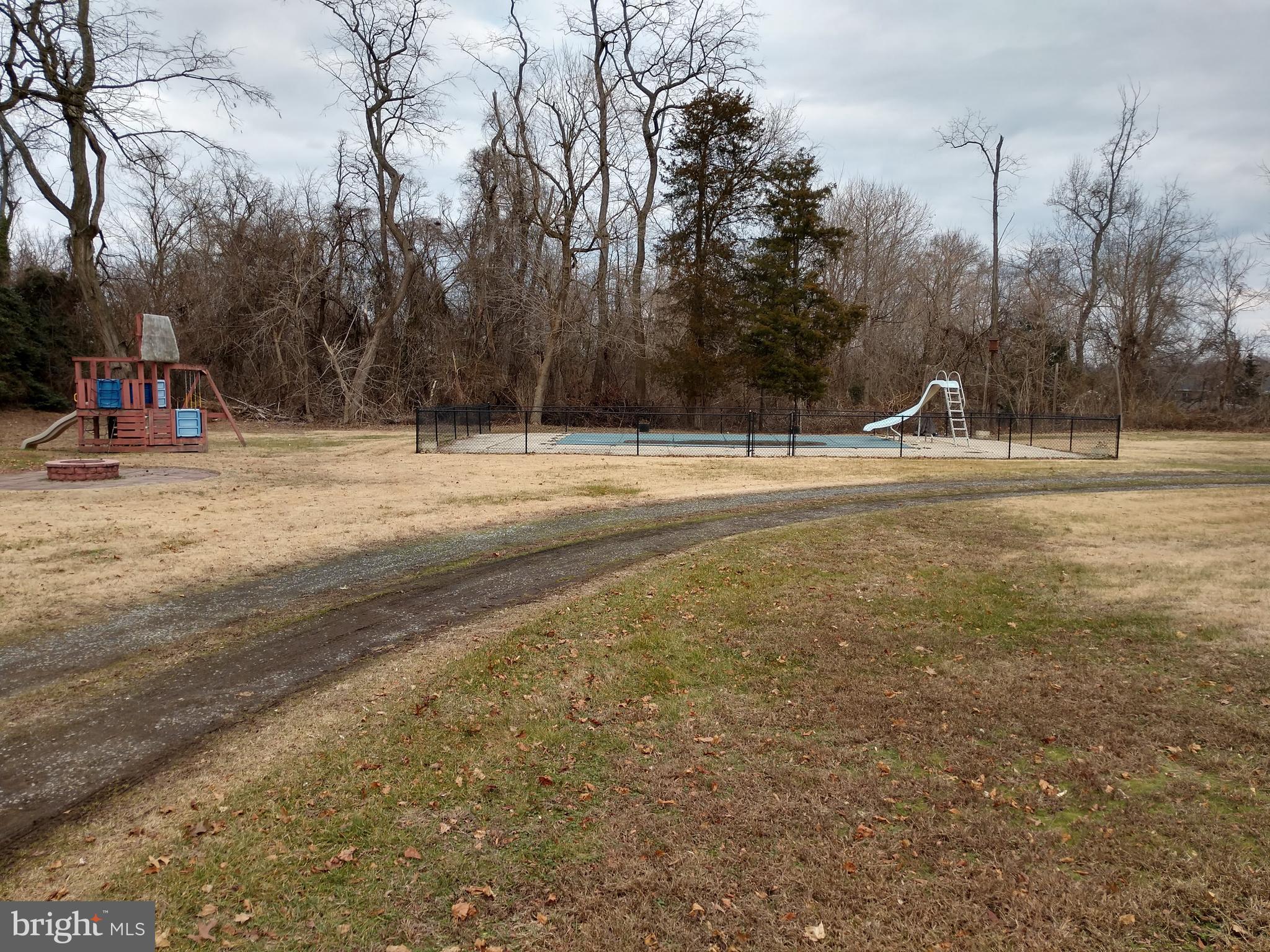 18 Hogback Road Trenton, NJ 08620 - Photo 44 of 50