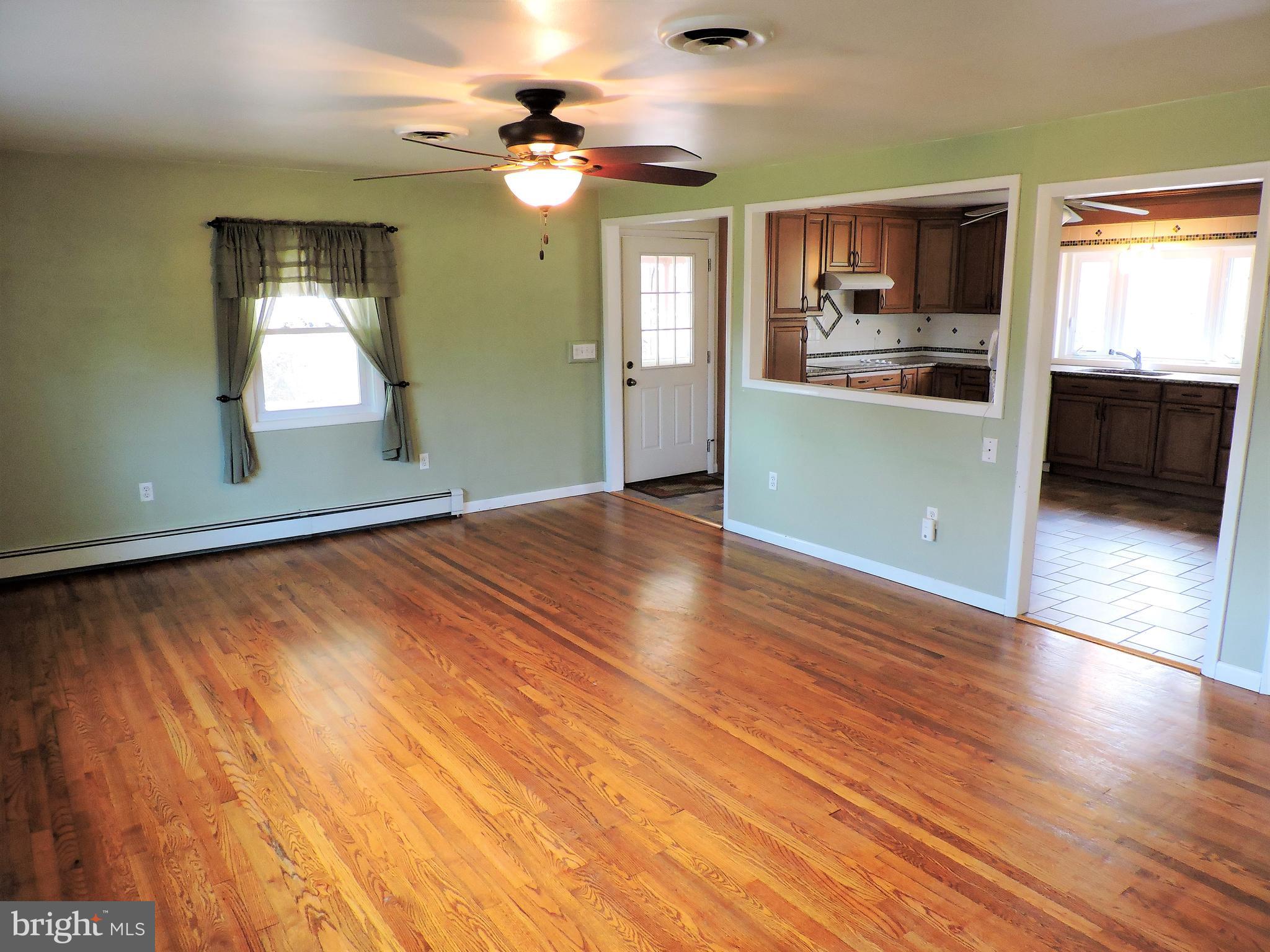 18 Hogback Road Trenton, NJ 08620 - Photo 7 of 50