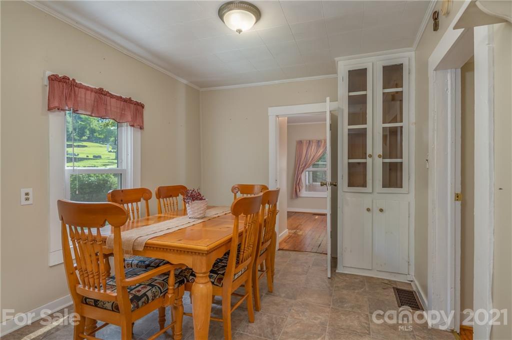 90 Elm Street Tryon, NC 28782 - Photo 13 of 33 Gallery Image 13