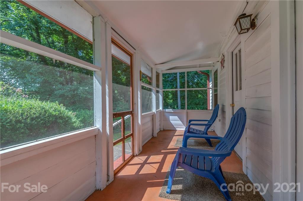 90 Elm Street Tryon, NC 28782 - Photo 24 of 33 Gallery Image 24