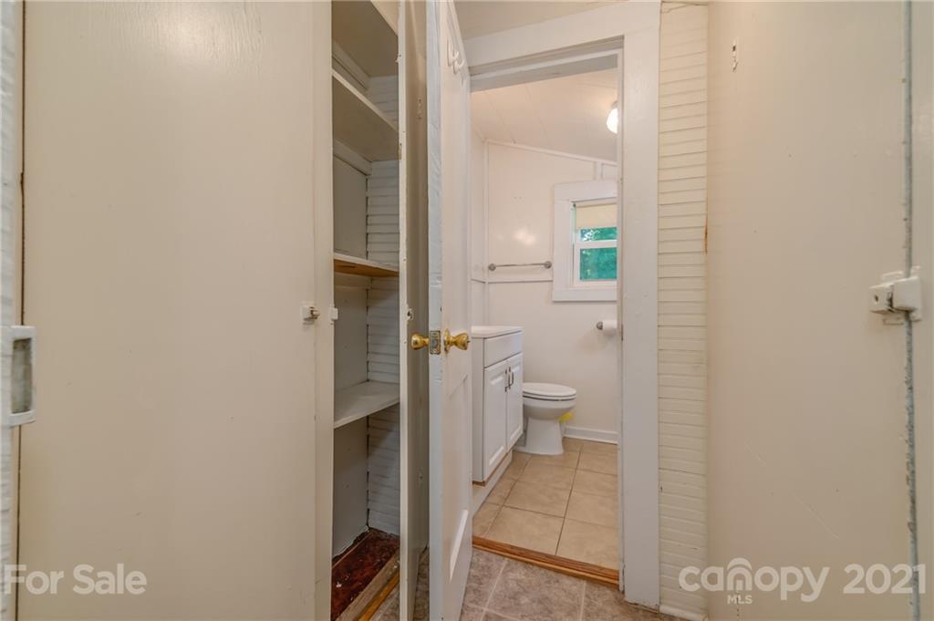 90 Elm Street Tryon, NC 28782 - Photo 26 of 33 Gallery Image 26