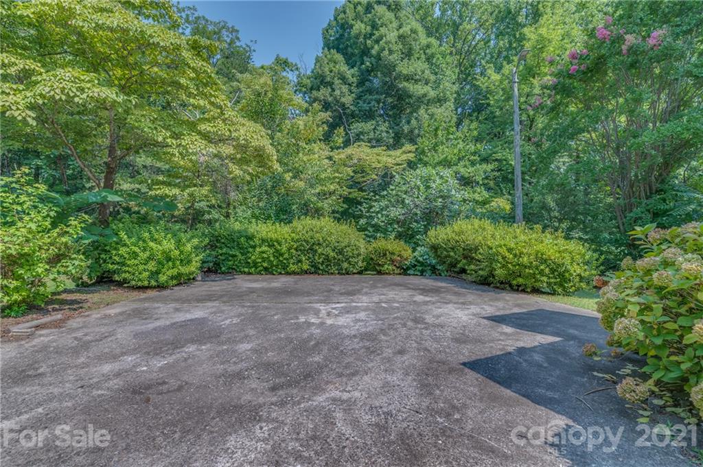 90 Elm Street Tryon, NC 28782 - Photo 33 of 33 Gallery Image 33