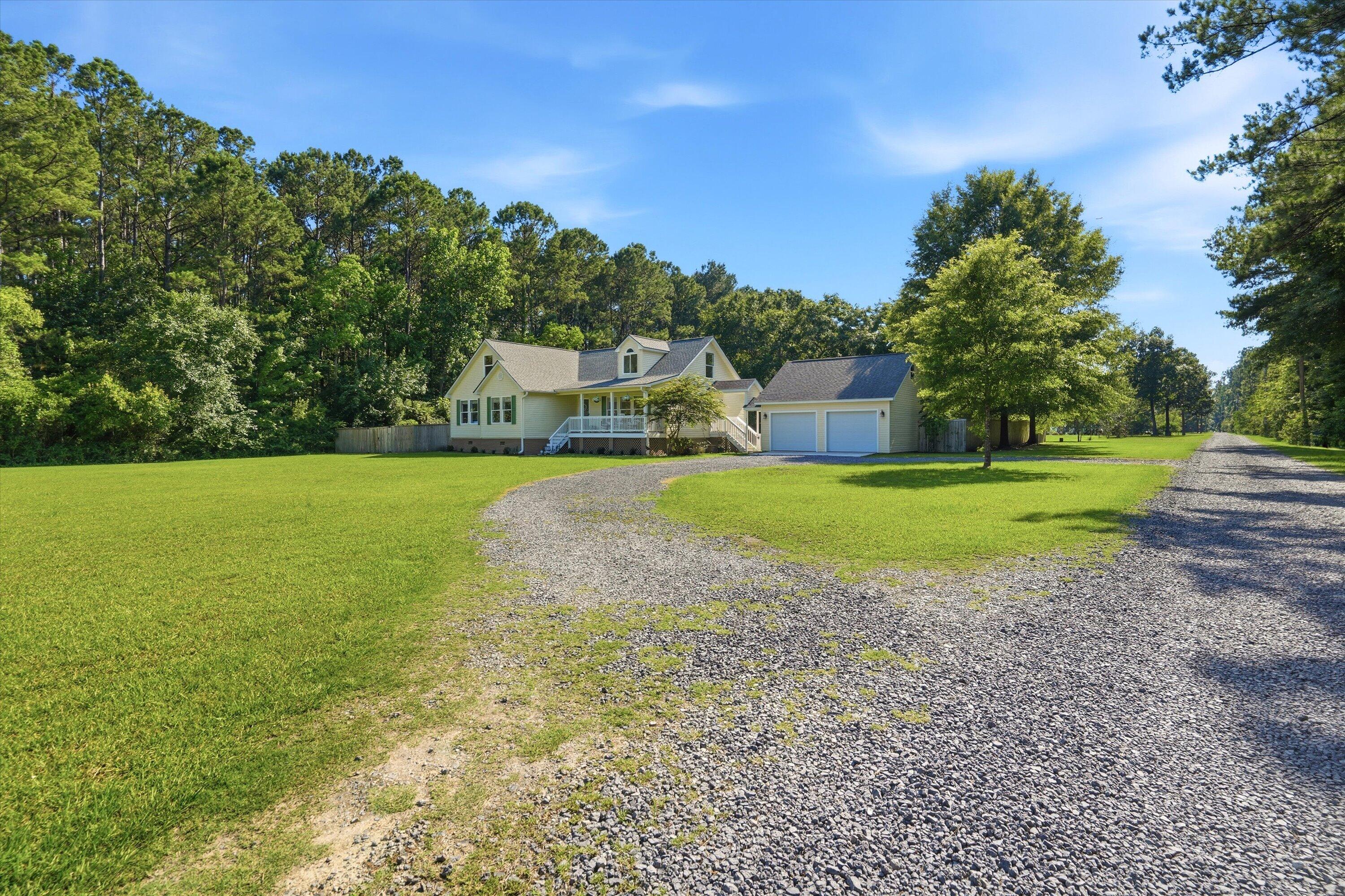 442 Sun Valley Lane Moncks Corner, SC 29461 - Photo 6 of 50