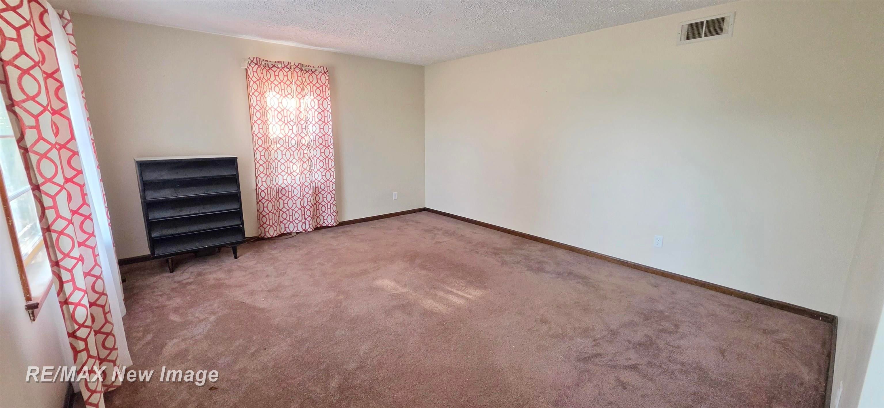 4085 Easton Road Owosso, MI 48867 - Photo 8 of 41 Gallery Image 8