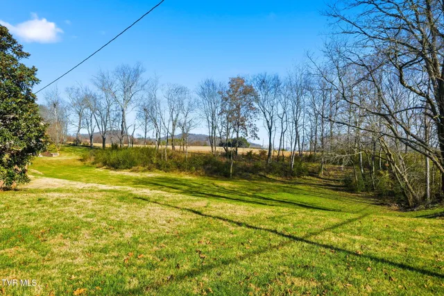 $329,999 | 3102 Lee Drive, Morristown, TN 37814