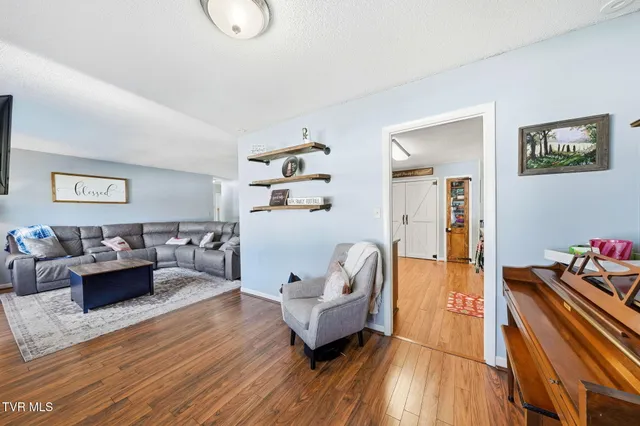 $349,900 | 3102 Lee Drive, Morristown, TN 37814