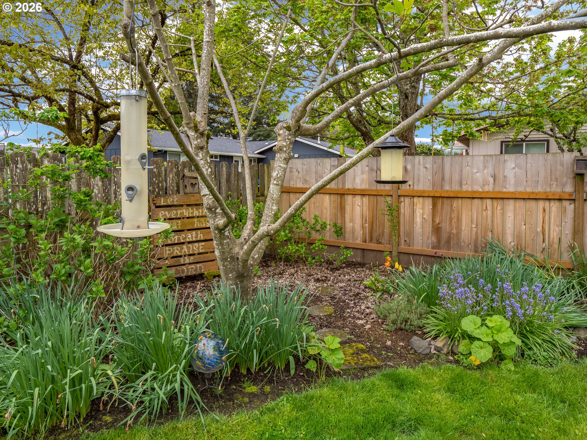 1392 Southwest Myrtle Street Dundee, OR 97115 - Photo 33 of 38