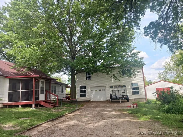 $330,000 | 4102 East 32nd Street, Sedalia, MO 65301