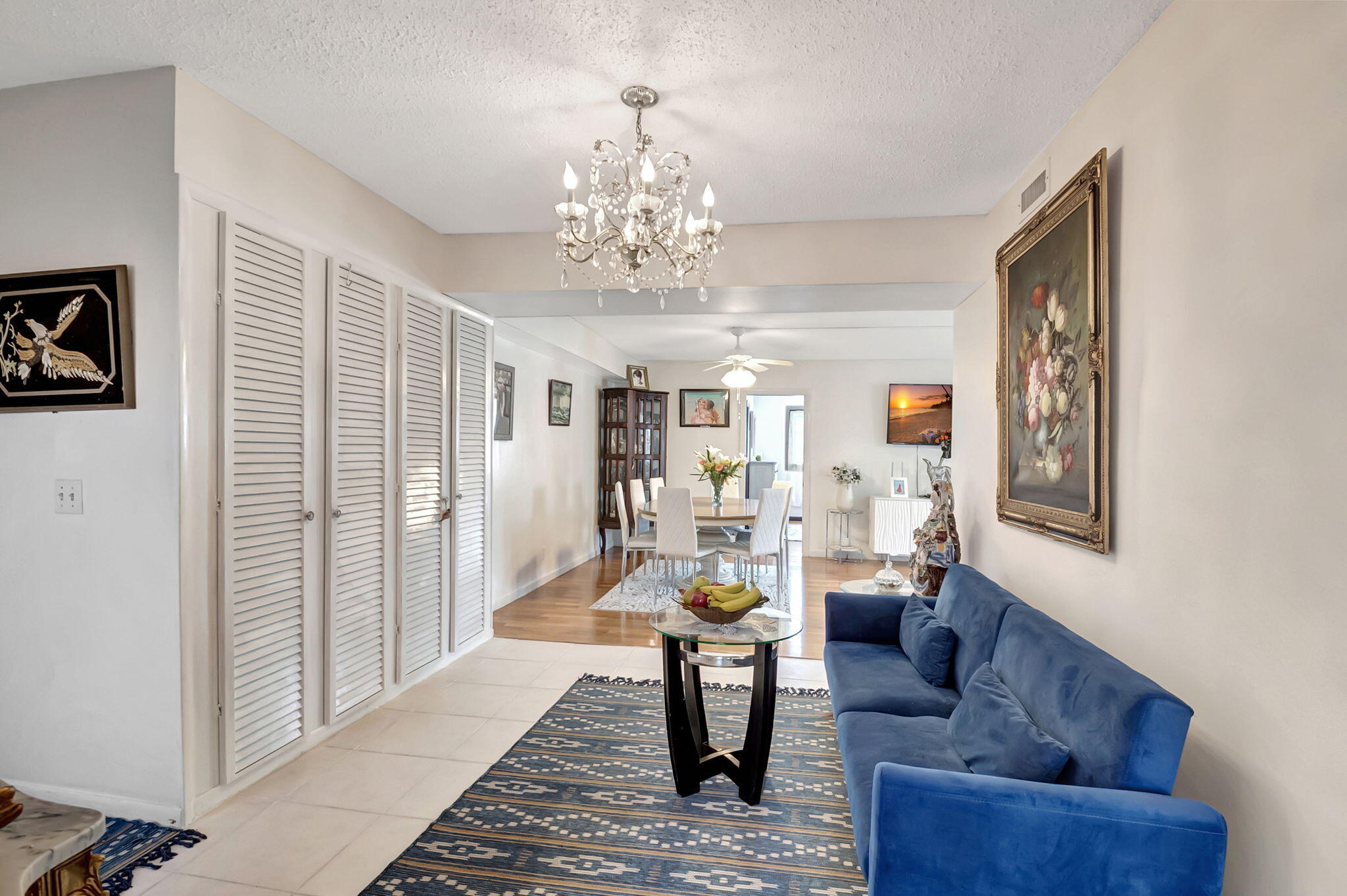 25 Southeast 13th Street, Unit B1 Boca Raton, FL 33432 - Photo 3 of 18 25 SE 13TH ENTER 3