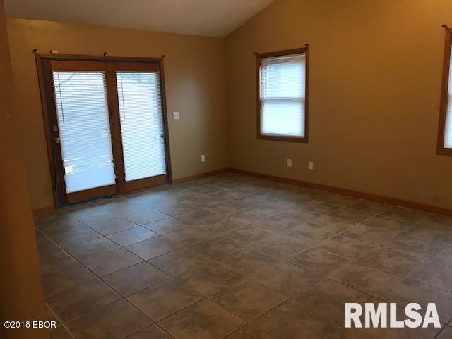 21871 Carlyle Road Thompsonville, IL 62890 - Photo 16 of 28