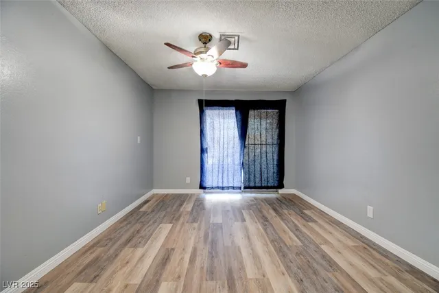 $1,800 | 4197 Laurel Park Avenue, Las Vegas, NV 89103