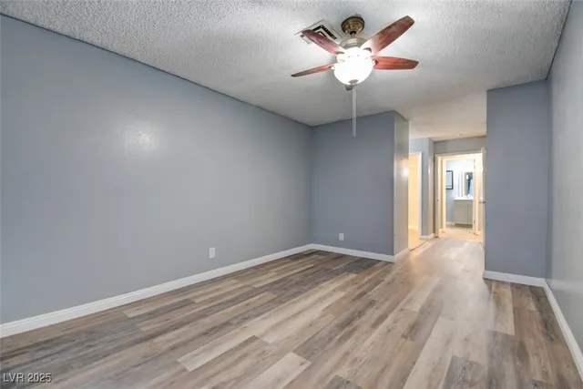 $1,800 | 4197 Laurel Park Avenue, Las Vegas, NV 89103