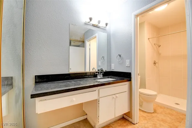 $1,800 | 4197 Laurel Park Avenue, Las Vegas, NV 89103