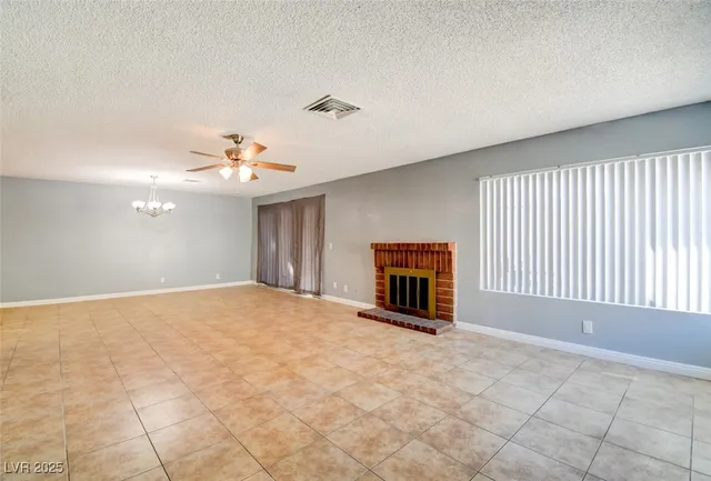 $1,800 | 4197 Laurel Park Avenue, Las Vegas, NV 89103