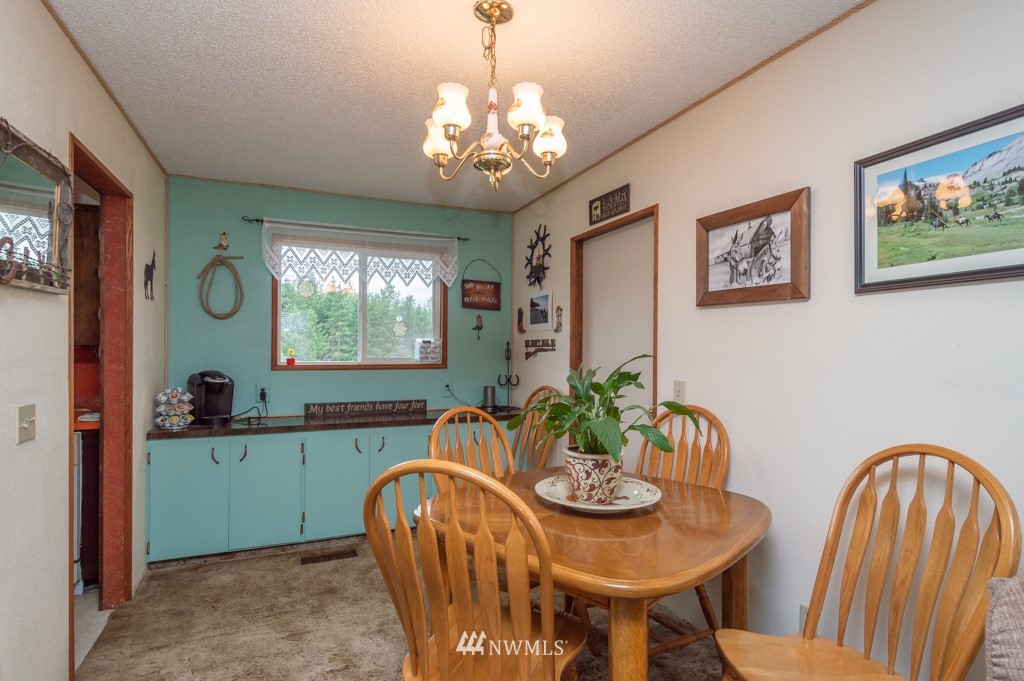 502 West Avery Road Winlock, WA 98596 - Photo 11 of 24