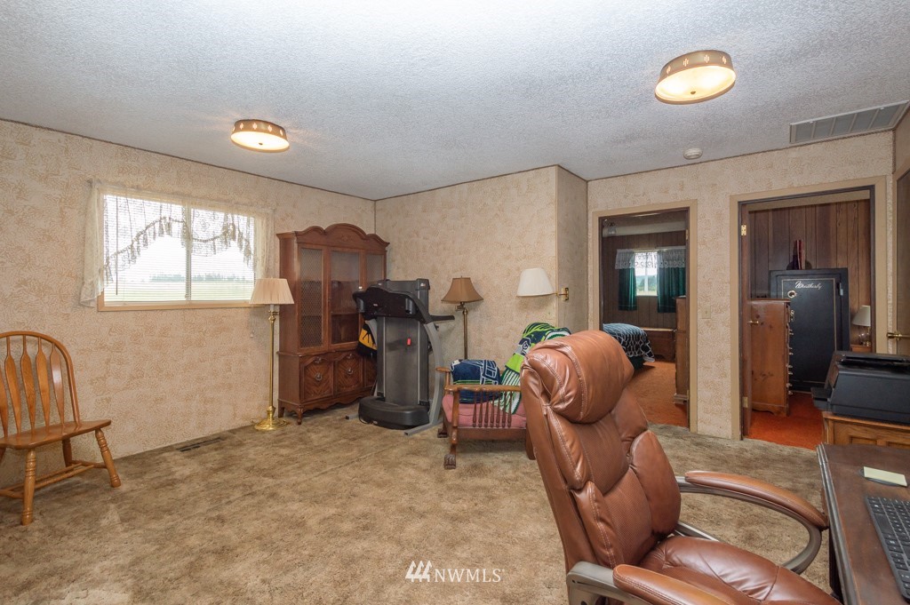 502 West Avery Road Winlock, WA 98596 - Photo 5 of 24
