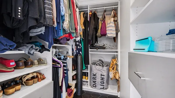 $799,900 | 2929 Laurentide Drive, Ann Arbor, MI 48103