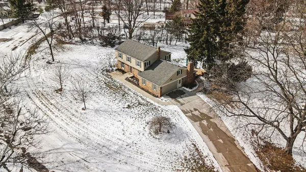 $799,900 | 2929 Laurentide Drive, Ann Arbor, MI 48103