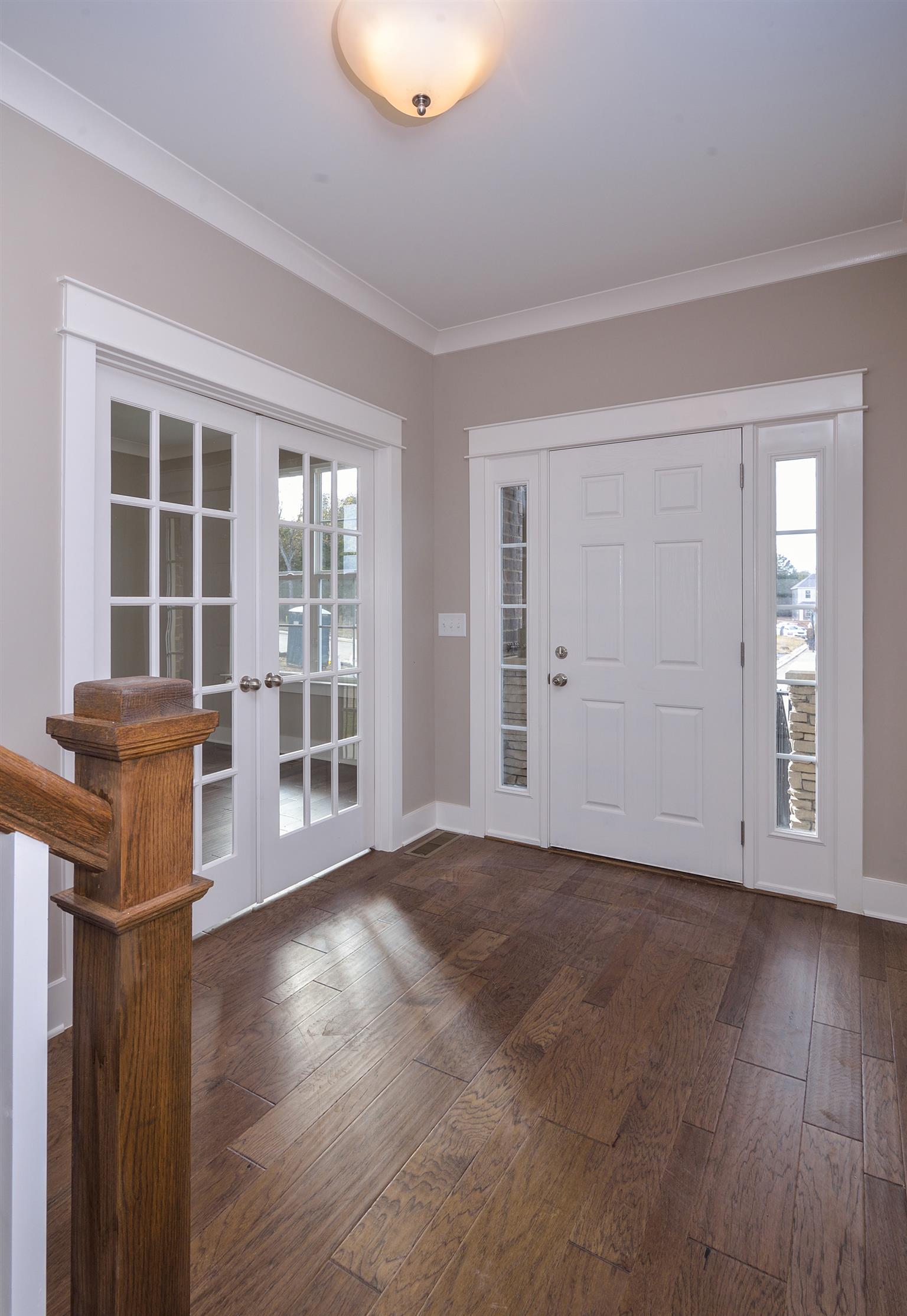 1135 Appian Way Murfreesboro, TN 37128 - Photo 2 of 27 Gallery Image 2