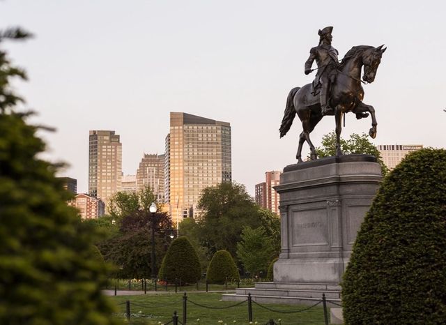 $985,000 | 2 Avery Street, Unit 25F, Boston, MA 02111