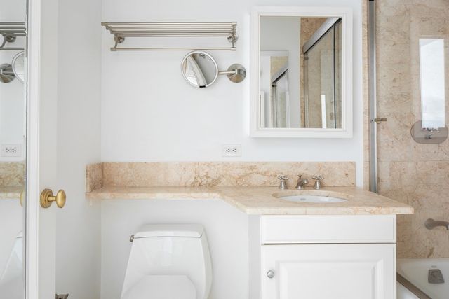 $985,000 | 2 Avery Street, Unit 25F, Boston, MA 02111